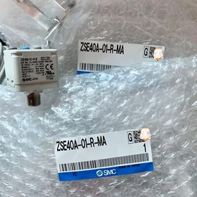 1PCS NEW SMC ZSE40A-01-R-M ZSE40AF-01-R-MA-K ISE40A-C6-T Pressure Switch