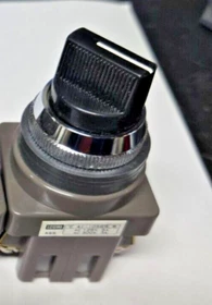 IDEC (Izumi Denki Co) Control Unit SPST, SPDT, DPST Rotary Switch NOS choose