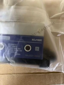 1PCS NEW limit switch XCJ102/103/110/126/127/128C Schneider