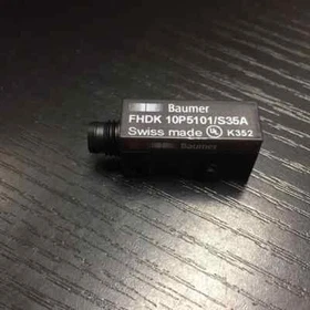 baumer FHDK 10P5101/S35A Diffuse Photoelectric Switch Sensor