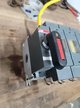 200J03 ABB General Switch Interrupteur #3