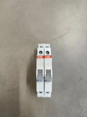 E211-16-20 ABB Vac Isolator Switch