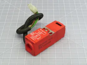 440K-E33047 ALLEN-BRADLEY Security Door Lock
