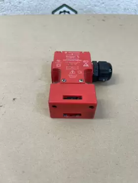 440K-T11118 ALLEN-BRADLEY Guard Master Trojan Safety Switch