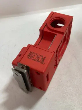 440K-T11174 ALLEN-BRADLEY Safety Switch Guardmaster Trojan #3