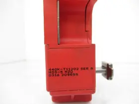 440K-T11202 ALLEN BRADLEY Guardmaster Safety Switch #3