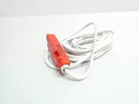 440N-G02028 ALLEN BRADLEY Guardmaster Safety Switch #3
