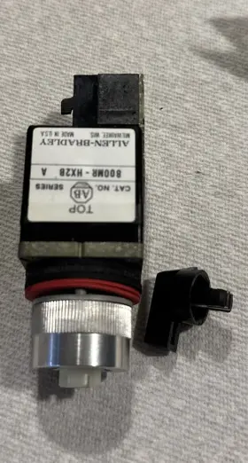 800MR-HH2BLA ALLEN-BRADLEY Selector Switch Maintained Knob