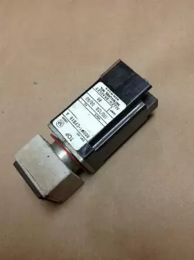 800MS-CPB16 ALLEN-BRADLEY Square Head Pushbutton Usnp