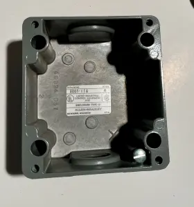 800T-1TA ALLEN-BRADLEY Station Pushbutton #2