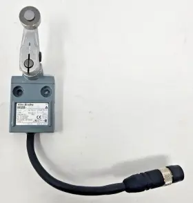 802B-CSAAXSXD4 ALLEN-BRADLEY Rotary Arm Limit Switch