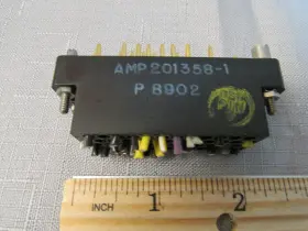 201358-1 AMP Connector Pins Populated Scrap #2