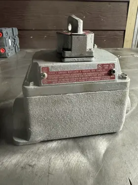 EFDCB175-102 APPLETON Push Selector Switch Unmp #2