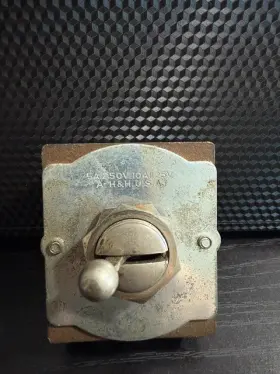 80983-1 ARROW HART Pos Reversing Toggle Switch