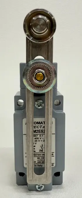 ABM2E52Z11 AUTOMATIONDIRECT Automation Limit Switch Roller