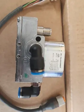 R414003373 AVENTICS Pressure Regulator Fnob #3