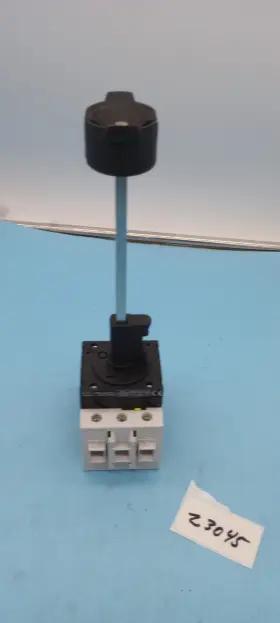172300 BACO Rotary Disconnect Switch Motor Ui Standoff #2
