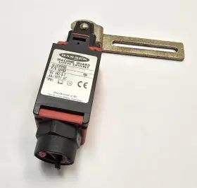 56982 BANNER Limit Switch