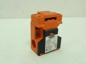 SI-QS75MRVC BANNER Flat Pack Switch