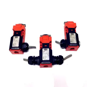 SI-QS90D BANNER Interlock Body Safety Switches