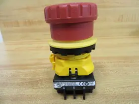 SSA-EB1P-02 BANNER Push Switch