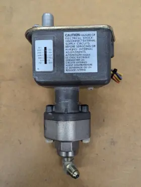 C9622-3-H-F BARKSDALE Pressure Actuated Switch #3