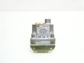D1T-H18SS BARKSDALE Pressure Switch