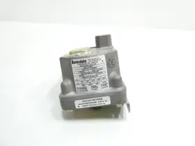 D2T-H18SS BARKSDALE Pressure Switch #2