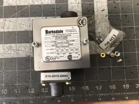 E1H-GH15-S0082 BARKSDALE Actuated Switch