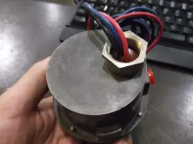 R73-C1-ACF BEC CONTROLS Pressure Control Switch Vac #3