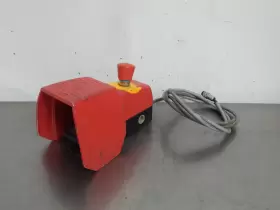 F1-U1Z BERNSTEIN Un Safety Switch #2