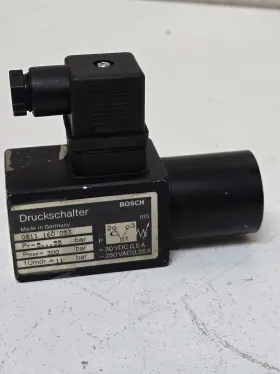 0811160053 BOSCH Druckshalter Bar Vdc Vac
