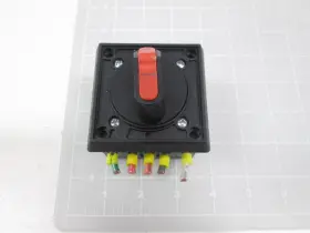 CDNF32D BUSSMANN Disconnect Switch Amp #2