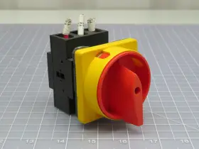 DDS2-330 C3CONTROLS Enclosed Rotary Disconnect Switch