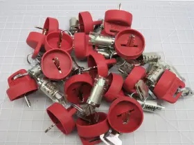 89230 CASE LIL Key Lock Switch