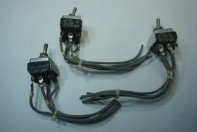 FII345PONU Toggle Switches Vac Phase Amp