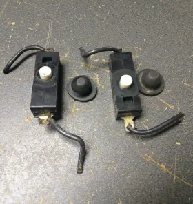 519-004-0 CHERRY ELECTRICAL Vac Momentary Switches