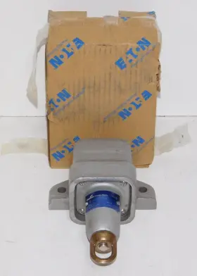 AFU154 CROUSE-HINDS Cooper Signal Switch Enclosure Unit