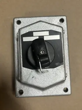 DSD925 CROUSE-HINDS Explosion Front Selector Switch Cover