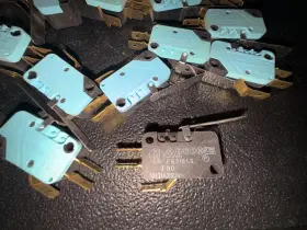 F83161.6 CROUZET Micro Limit Switches