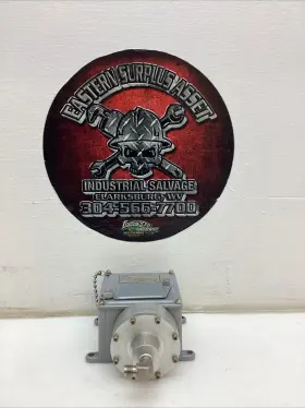 604D1 CUSTOM CONTROL SENSORS Pressure Switch Vac #2