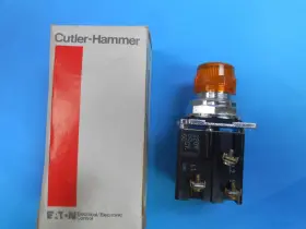 10250T221C35X CUTLER-HAMMER Amber Pretest Light