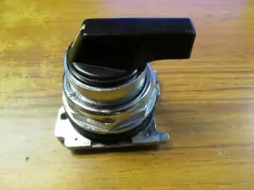 10250T3023 CUTLER-HAMMER Selector Switch Position Cat #3