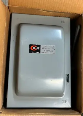 4243H322 CUTLER-HAMMER Fusible Safety Switch