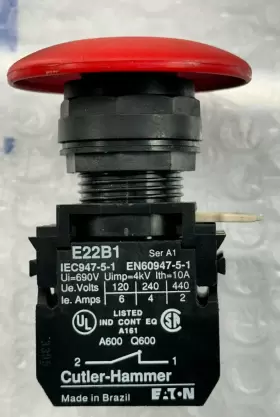 E22B1 CUTLER-HAMMER Pushbutton Switch Maintained Push #3