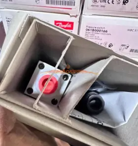 061B000166 DANFOSS Pressure Switch