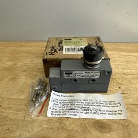 12T910 DAYTON Limit Switch Plunger Spdt Ac Actuator