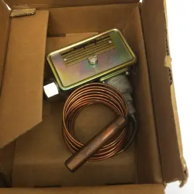 444-10 DETROIT SWITCH Temperature Control El Nsn