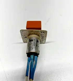 513-0201-604 DIALIGHT Dialco Momentary Pushbutton Switch Spst #3