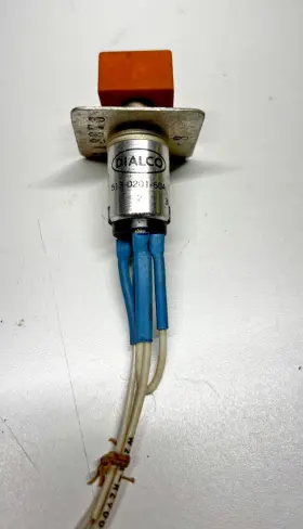 513-0201-604 DIALIGHT Dialco Momentary Pushbutton Switch Spst